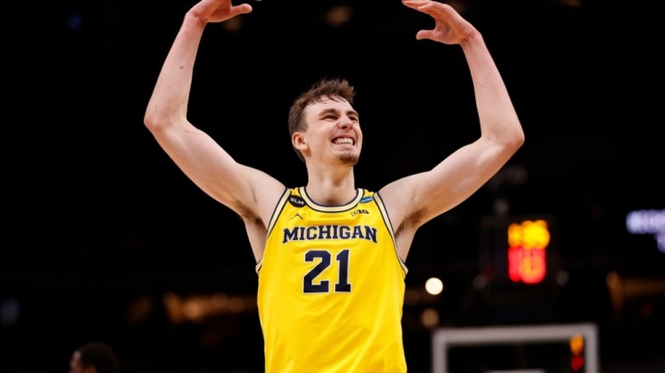 中为我们提 中为我们提