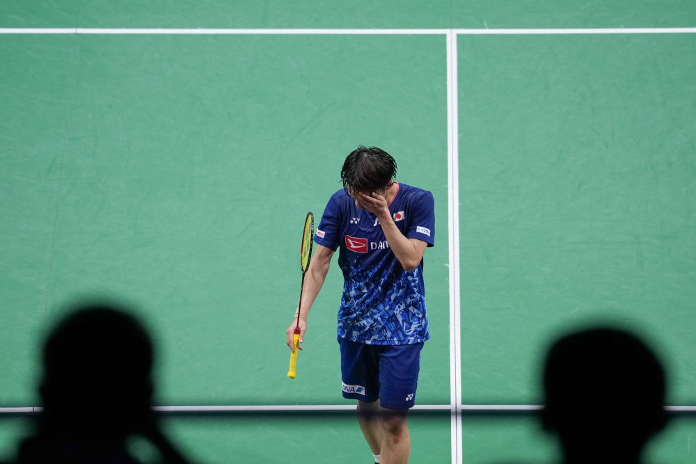 后腰回撤构 后腰回撤构